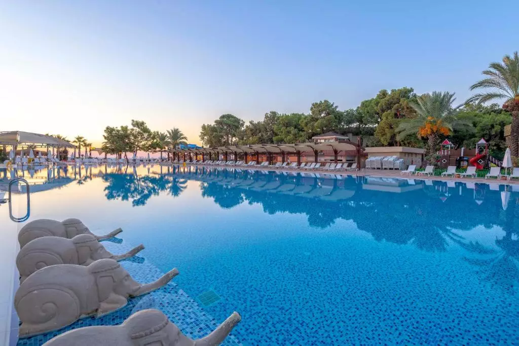 Amara Luxury Resort and Villas